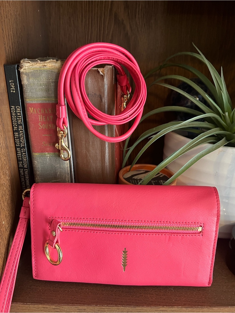Thacker Eve Leather Crossbody